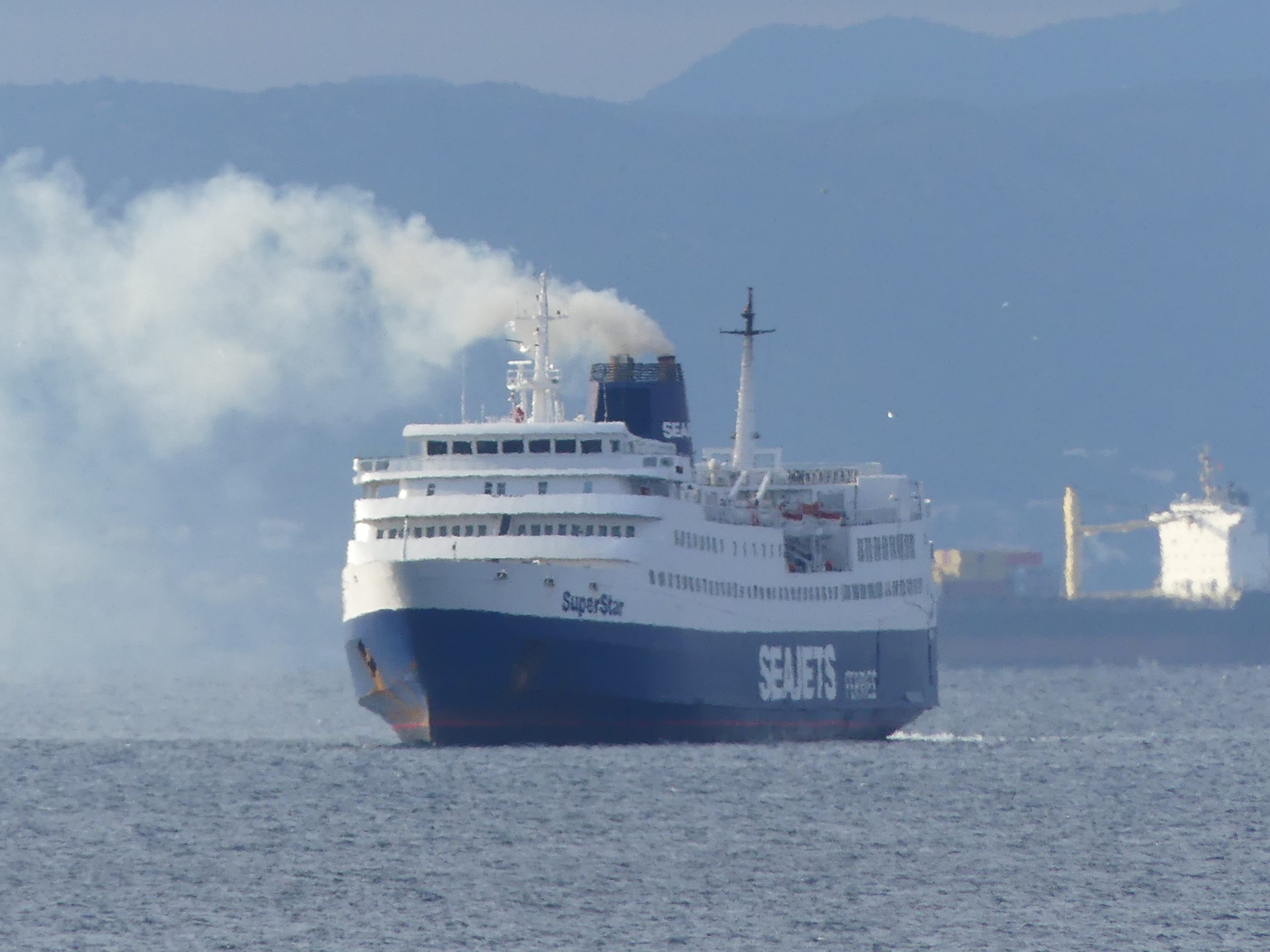 Βόλος: Το «Superstar» ξανά με μηχανική βλάβη – Επιστροφή στο λιμάνι και ταλαιπωρία για 97 επιβάτες