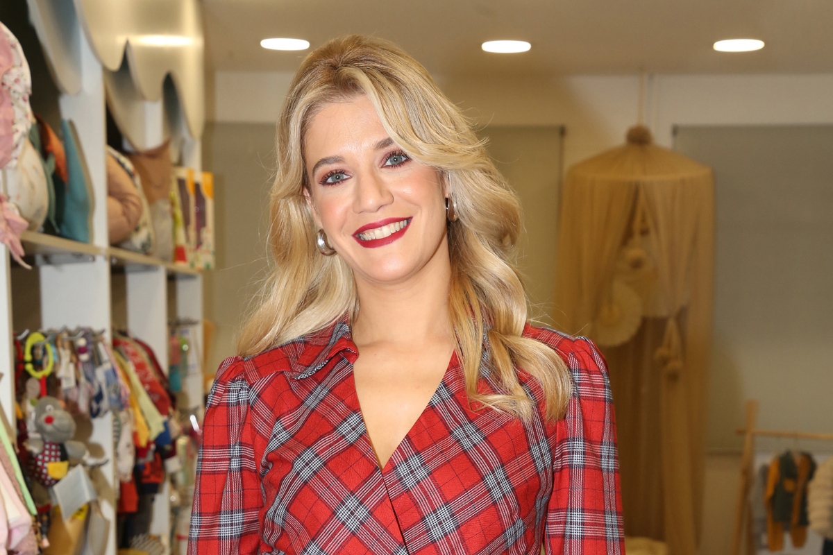 Έγκυος ξανά η Τζένη Θεωνά – Δείτε την ανάρτηση της με φουσκωμένη κοιλιά (φωτο)