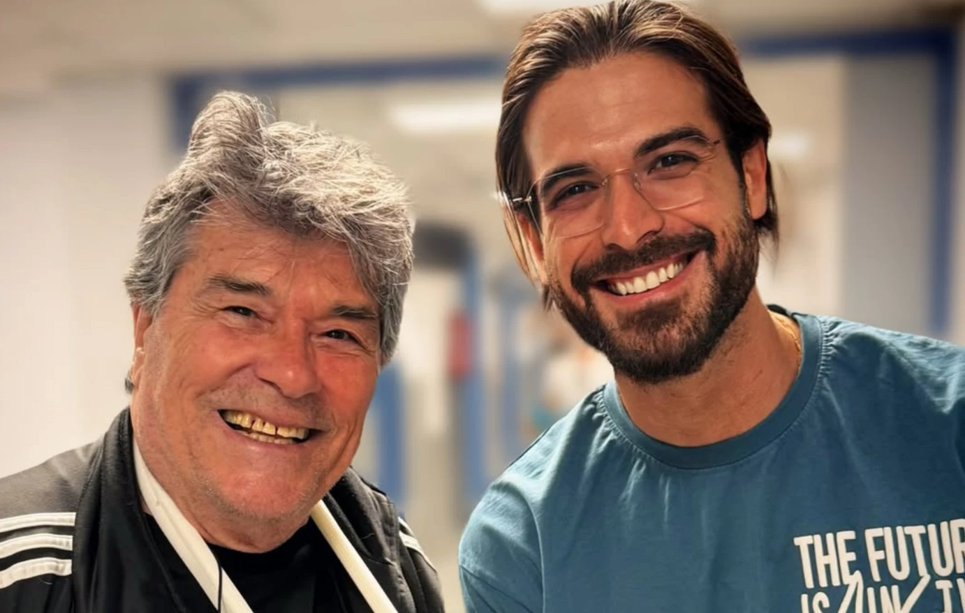 Η απρόσμενη συνάντηση Π.Μιχαλόπουλου – Α.Μουγκοπέτρου στο ΚΑΤ: Tι συνέβη (φωτο)