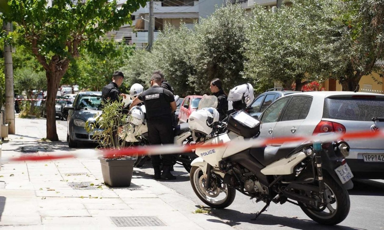 Νέα Σμύρνη: Ποινική δίωξη για ανθρωποκτονία στον 71χρονο που σκότωσε τον γιο του – Τι υποστήριξε