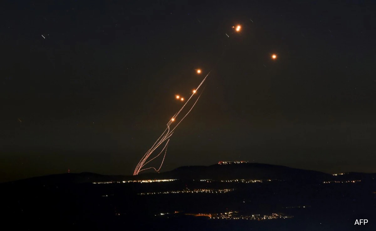 Ήχησαν οι σειρήνες στο Ισραήλ: Μαζικές εκτοξεύσεις πυραύλων από την Υεμένη