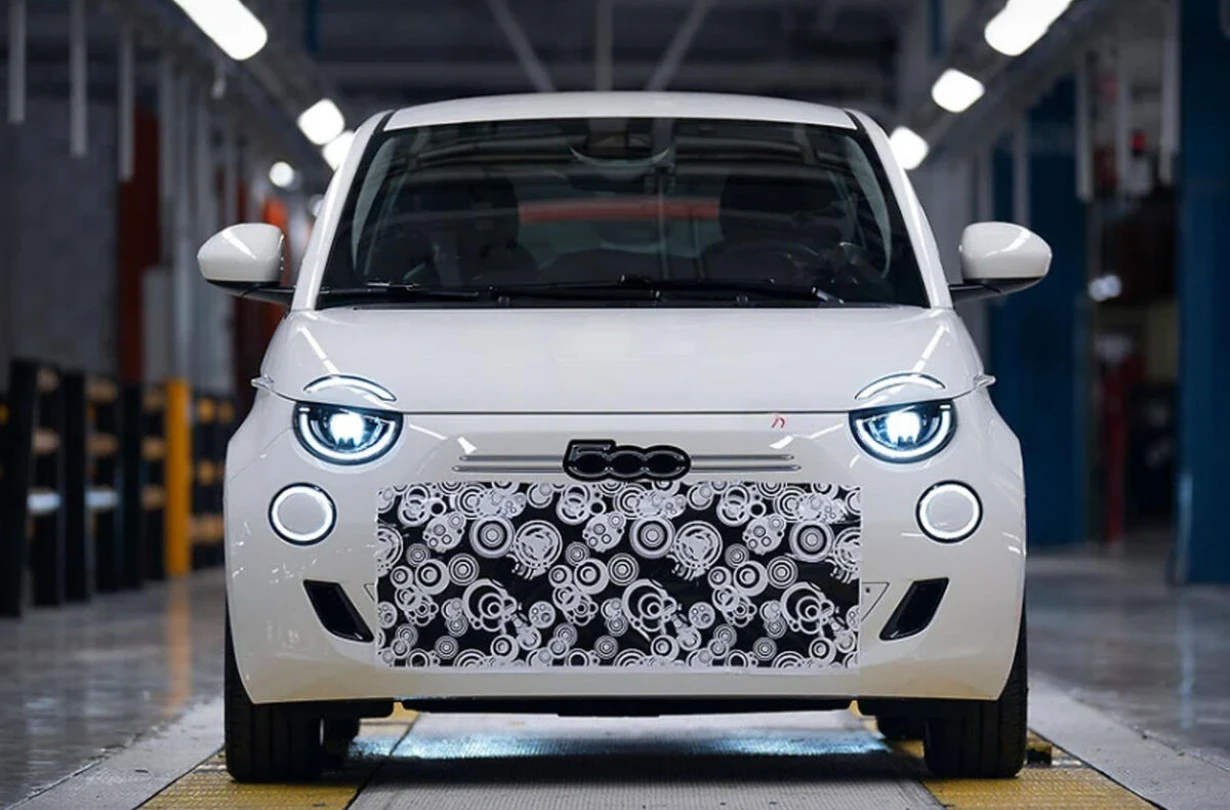 Πρώτες εικόνες για το ολοκαίνουργιο FIAT 500 Hybrid