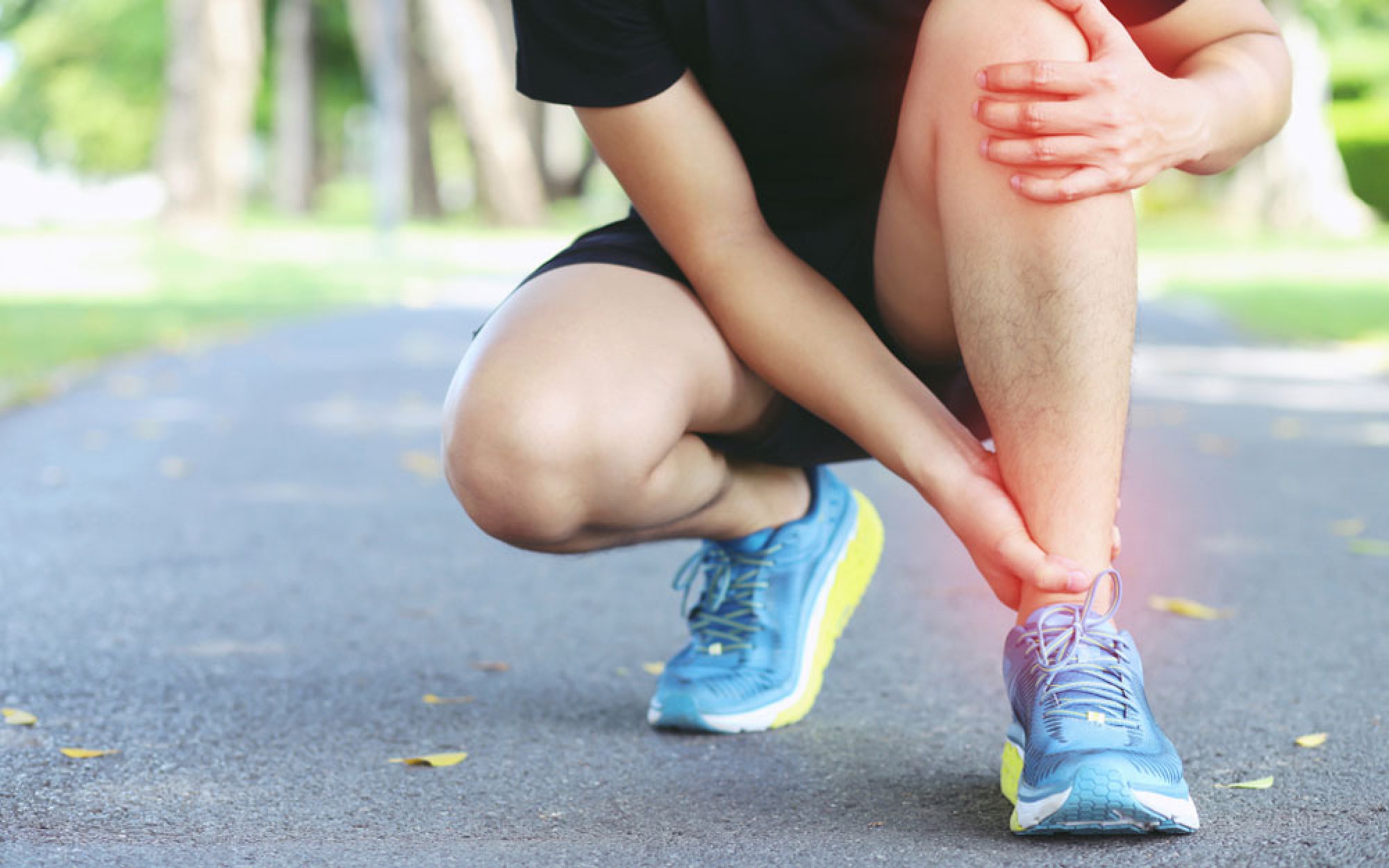 Γιατί τα παπούτσια από το ίντερνετ σας «χτυπάνε» – Πώς να μετρήσετε σωστά το μέγεθος του πέλματος