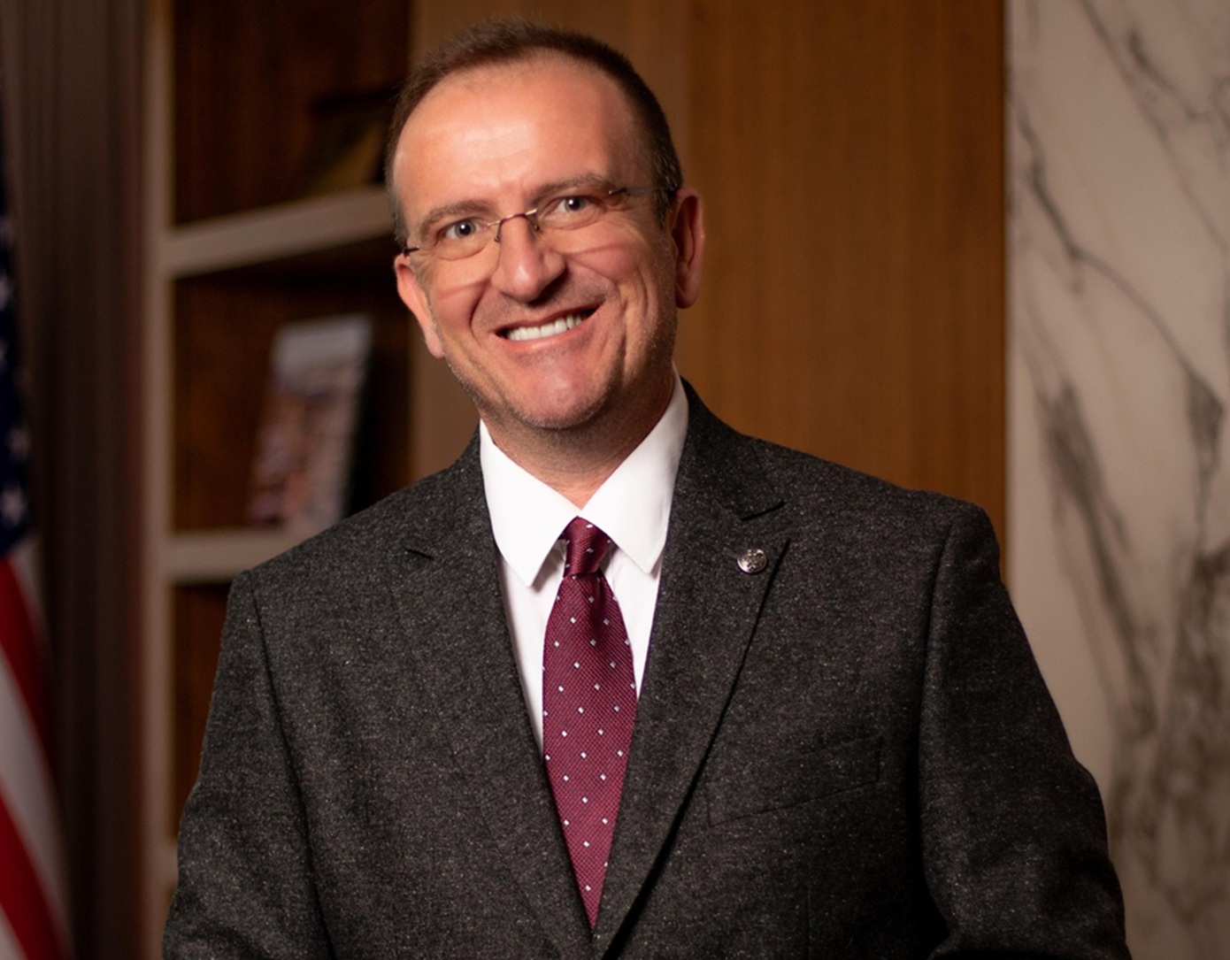 Σκόπια: Παραιτήθηκε ο υπουργός Υγείας A.Ταραβάρι