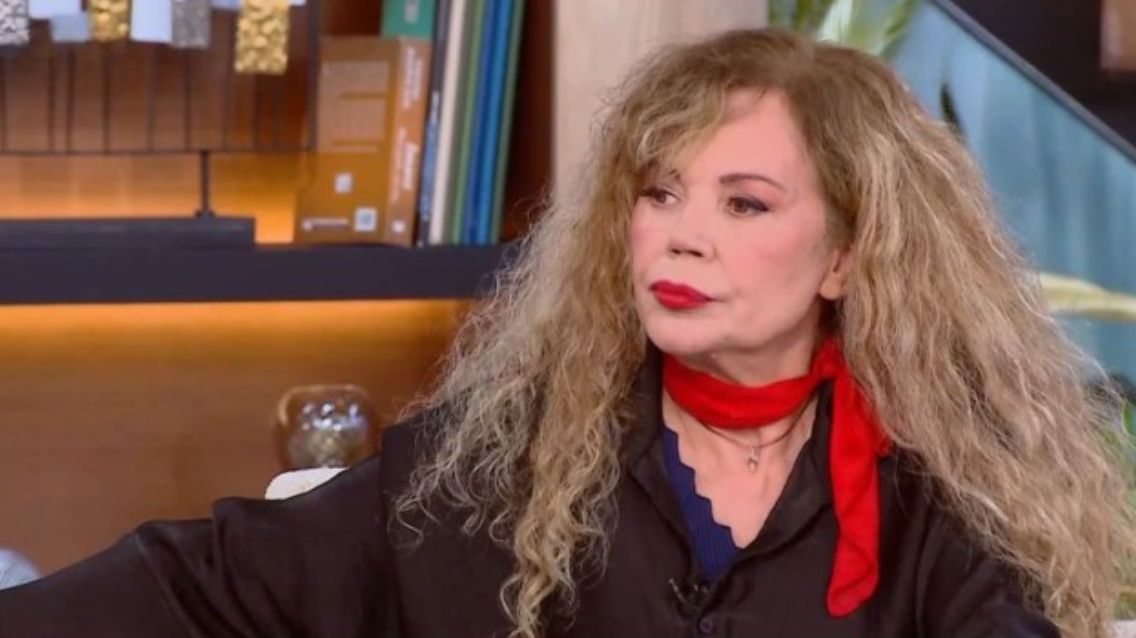 Ξέσπασε η Ελένη Δήμου κατά δημοσιογράφων: «Δεν ντρέπεστε για λίγα likes να γράφετε ότι έχω πεθάνει;»