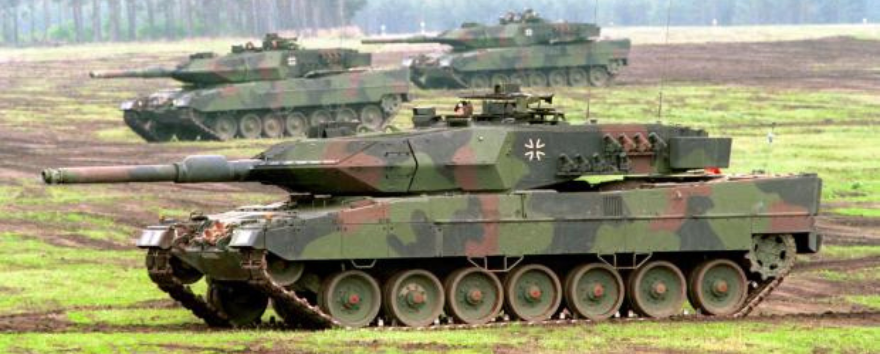 Αναταραχή στο εσωτερικό της Γερμανίας για τον επανεξοπλισμό – Ο Φ.Μερτς υπόσχεται ηγεμονία στο ΝΑΤΟ