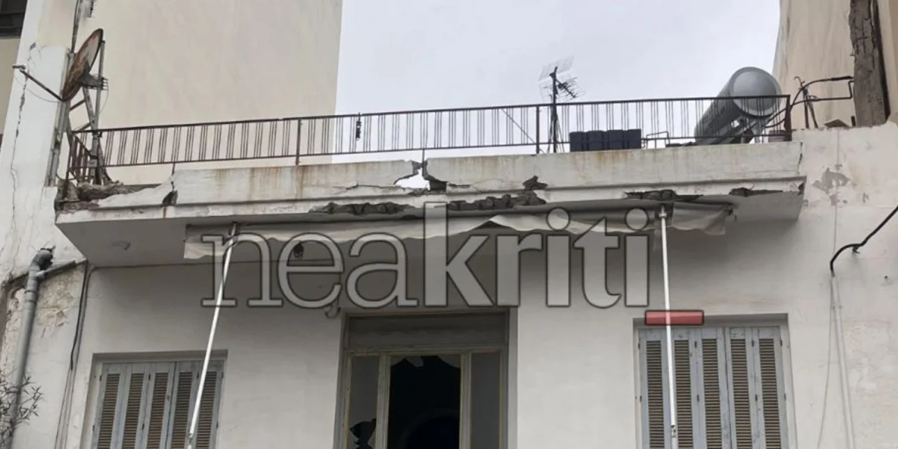 Ηράκλειο: Κατέρρευσε μπαλκόνι δευτέρου ορόφου σε πολυκατοικία – Τραυματίστηκε ο ιδιοκτήτης