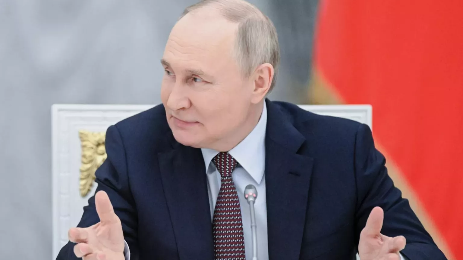 Ο B.Πούτιν προσκάλεσε όλους τους ηγέτες του Αραβικού Συνδέσμου για την πρώτη ρωσοαραβική σύνοδο κορυφής