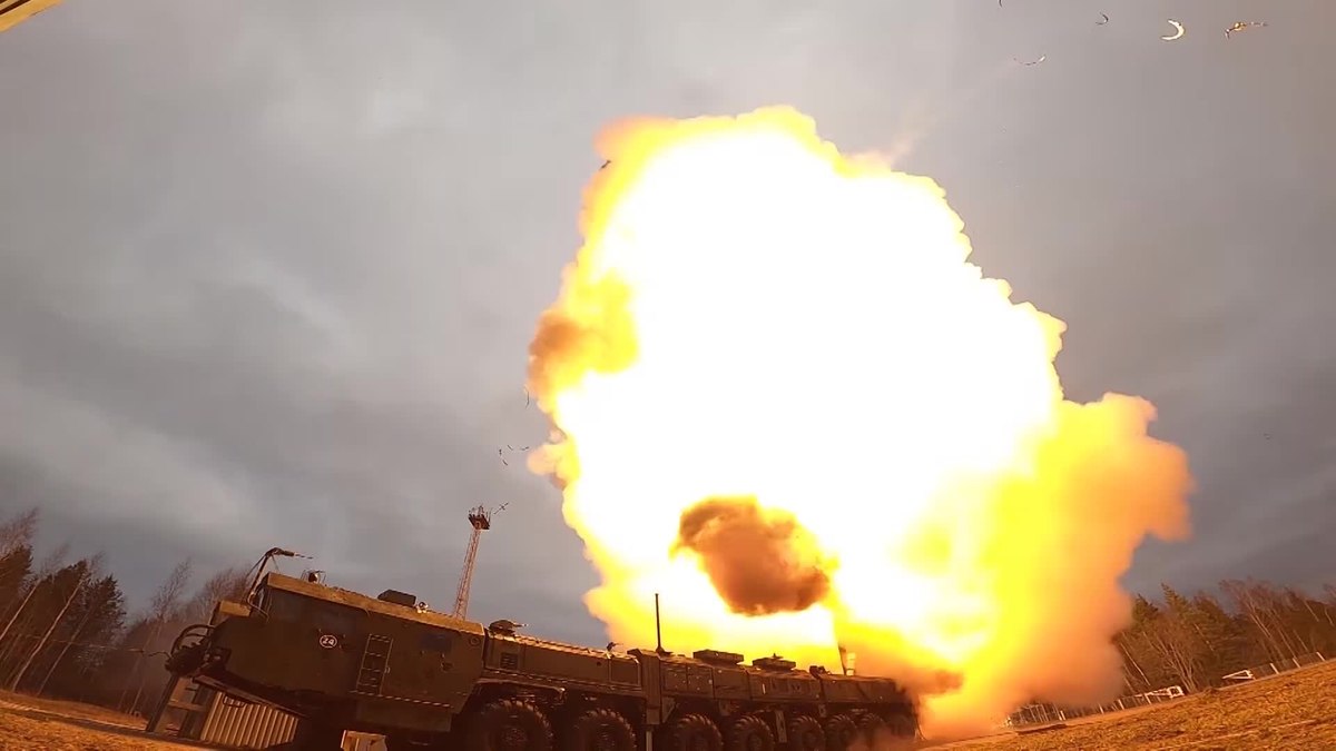 Ο Ζελένσκι λέει ότι η Ρωσία θα προχωρήσει σε δοκιμαστική εκτόξευση βαλλιστικού πυραύλου για εκφοβισμό…