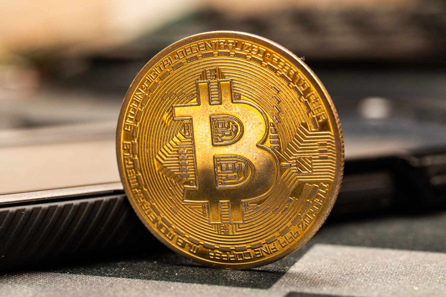 Σε νέο ιστορικό υψηλό το Bitcoin: «Άγγιξε» τα 109.500 δολάρια