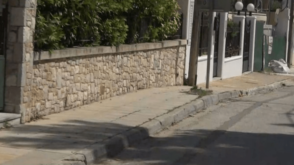 Γλυκά Νερά: Σε «εξαιρετικά κρίσιμη κατάσταση» ο 50χρονος – Τι έδειξε η ιατροδικαστική εξέταση