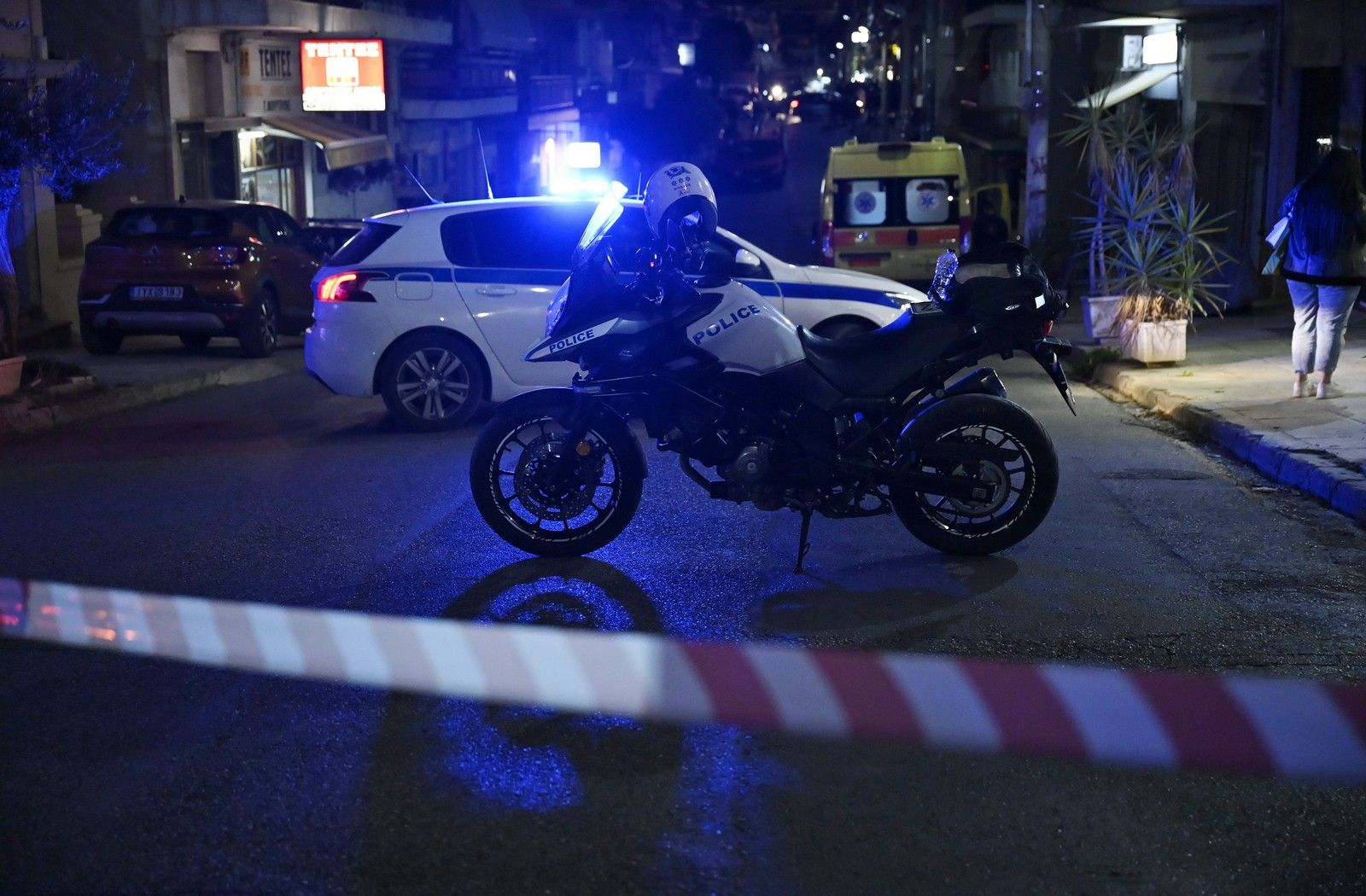 Γλυκά Νερά: «Μια γροθιά ήταν – Αμυχή προκάλεσε» λέει ο δικηγόρος του 17χρονου