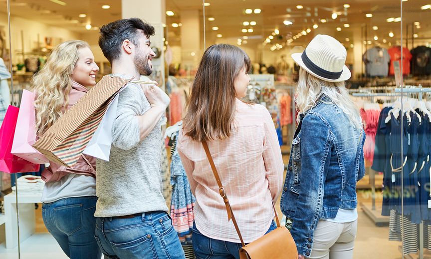 Shopping Therapy: Γιατί τα ψώνια έχουν θετική απήχηση στην υγεία μας – Πότε πρέπει να προσέχουμε