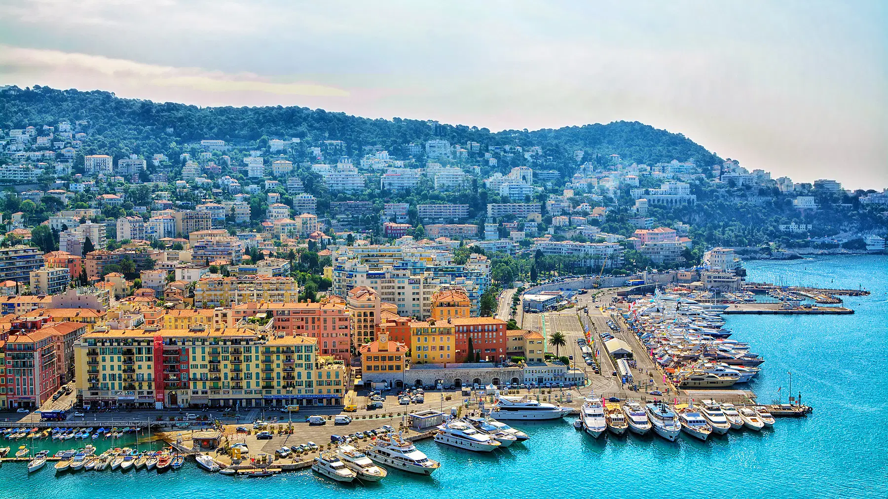 Γαλλία: Διακοπή της ηλεκτροδότησης και στη Νίκαια μετά τις Κάννες – «Κακόβουλη ενέργεια» λένε οι αρχές της χώρας