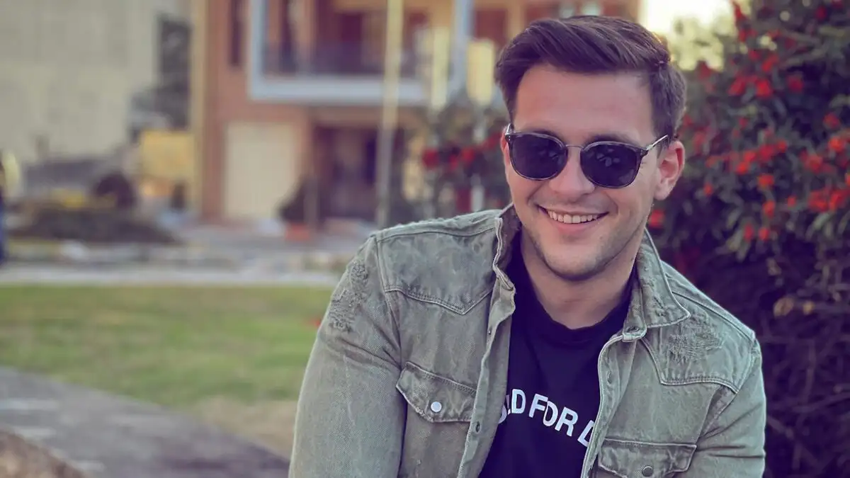 Λευκάδα: «Είχε τεράστιο κύμα η θάλασσα» αναφέρει η θεία του 30χρονου που πνίγηκε στο bachelor πάρτι του