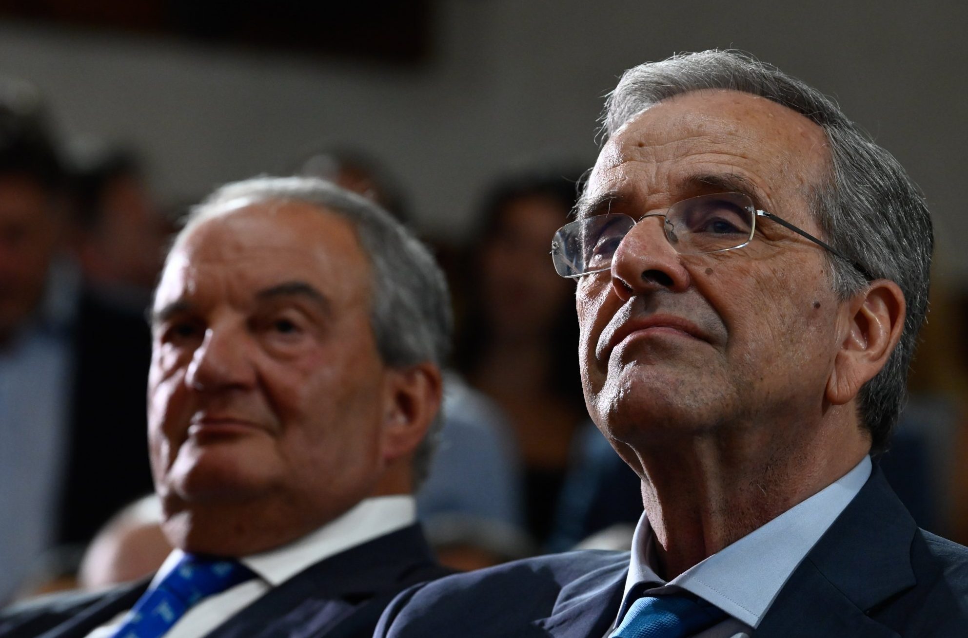 Αναμένεται νέο «χτύπημα» στην εξωτερική πολιτική της κυβέρνησης από Κ.Καραμανλή και Α.Σαμαρά