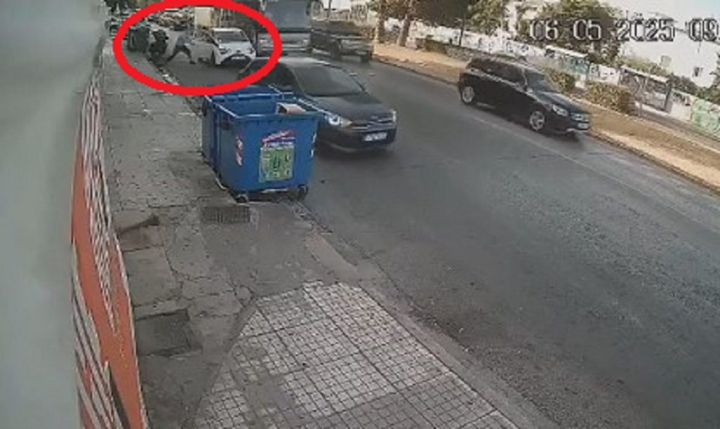 Βίντεο: Η στιγμή που ο 24χρονος καταφέρνει και ξεφεύγει από τους απαγωγείς