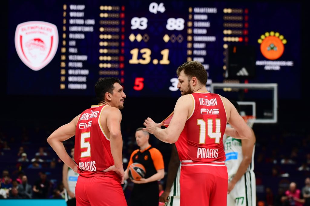 Έδωσε το έναυσμα ο Σ.Βεζένκοφ: «Πάμε για το πρωτάθλημα – Του χρόνου θα είμαστε ξανά στο Final Four»