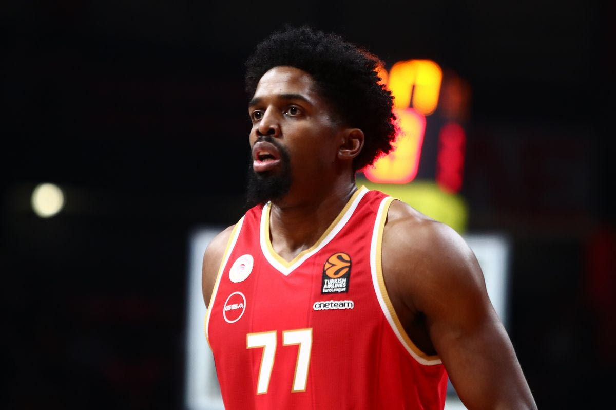 «Βόμβα» από τον Σακίλ ΜακΚίσικ: «Σκέφτομαι να αποσυρθώ από το μπάσκετ – Ίσως αυτή ήταν η τελευταία μου χρονιά»