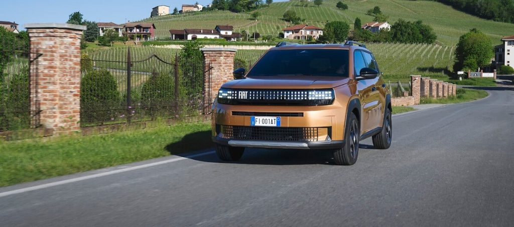 Δοκιμάζουμε στην Ιταλία το νέο FIAT Grande Panda Hybrid
