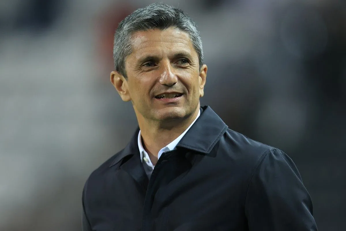 Μένει στον ΠΑΟΚ ο Ραζβάν Λουτσέσκου και διαλύει τα σενάρια περί αποχώρησής του