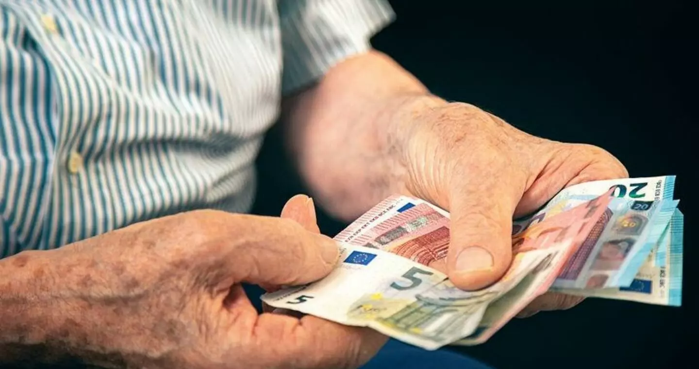 Τι μας περιμένει στις συντάξεις με το νόμο Κατρούγκαλου – Θα πέσει πείνα