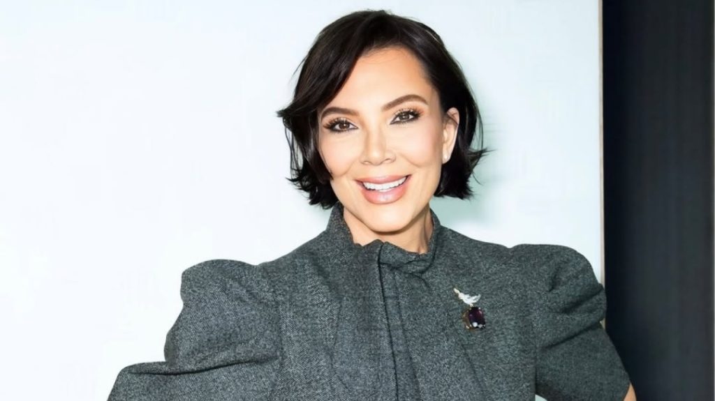 Αγνώριστη από τις πλαστικές η Κρις Τζένερ: «Πιο νέα και από τις κόρες της» σχολιάζουν οι χρήστες των ΜΚΔ (φωτο)