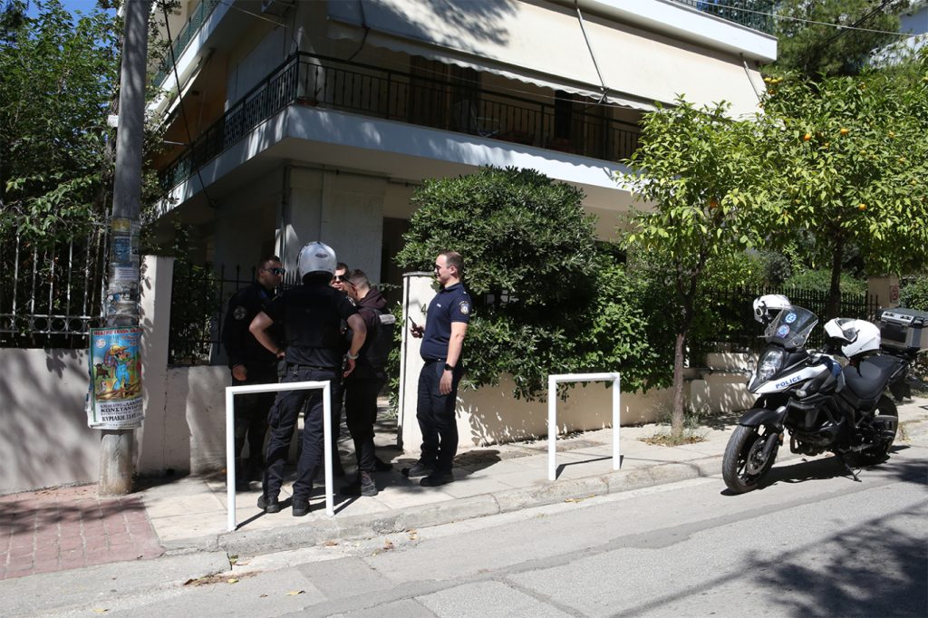 Χαϊδάρι: Ο 50χρονος μητροκτόνος φέρεται να είπε πως σκότωσε τη μητέρα του για να τη λυτρώσει