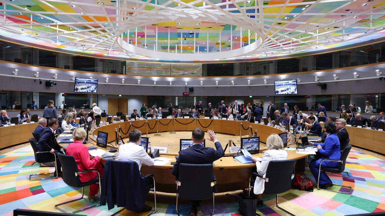 Κομισιόν προς την Τουρκία: Μπορεί να αποκλειστεί μια τρίτη χώρα από την ευρωάμυνα αν απειλεί κράτος-μέλος