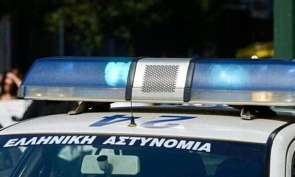 Συμμορίες Ρομά κλέβουν καλώδια από τις σιδηροδρομικές γραμμές και τα καίνε για να πάρουν τον χαλκό (βίντεο)