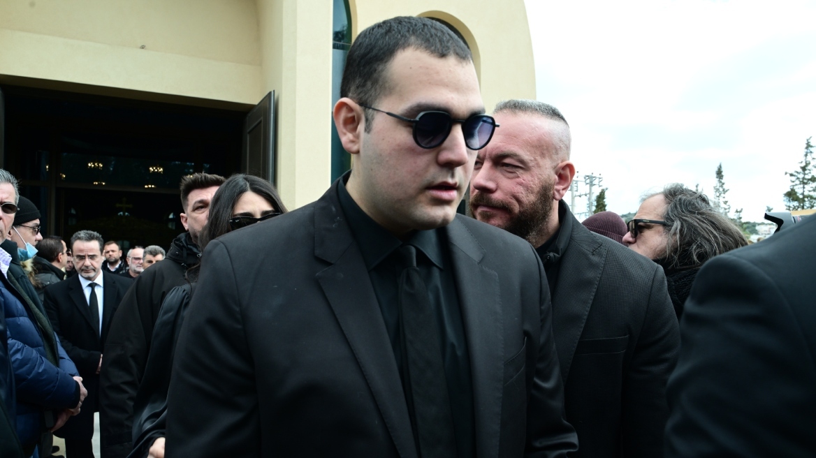 Ο Χ.Κούγιας απέσυρε τη μήνυση που είχε κάνει κατά του Γ.Βαλλιανάτου μετά τη συγγνώμη του