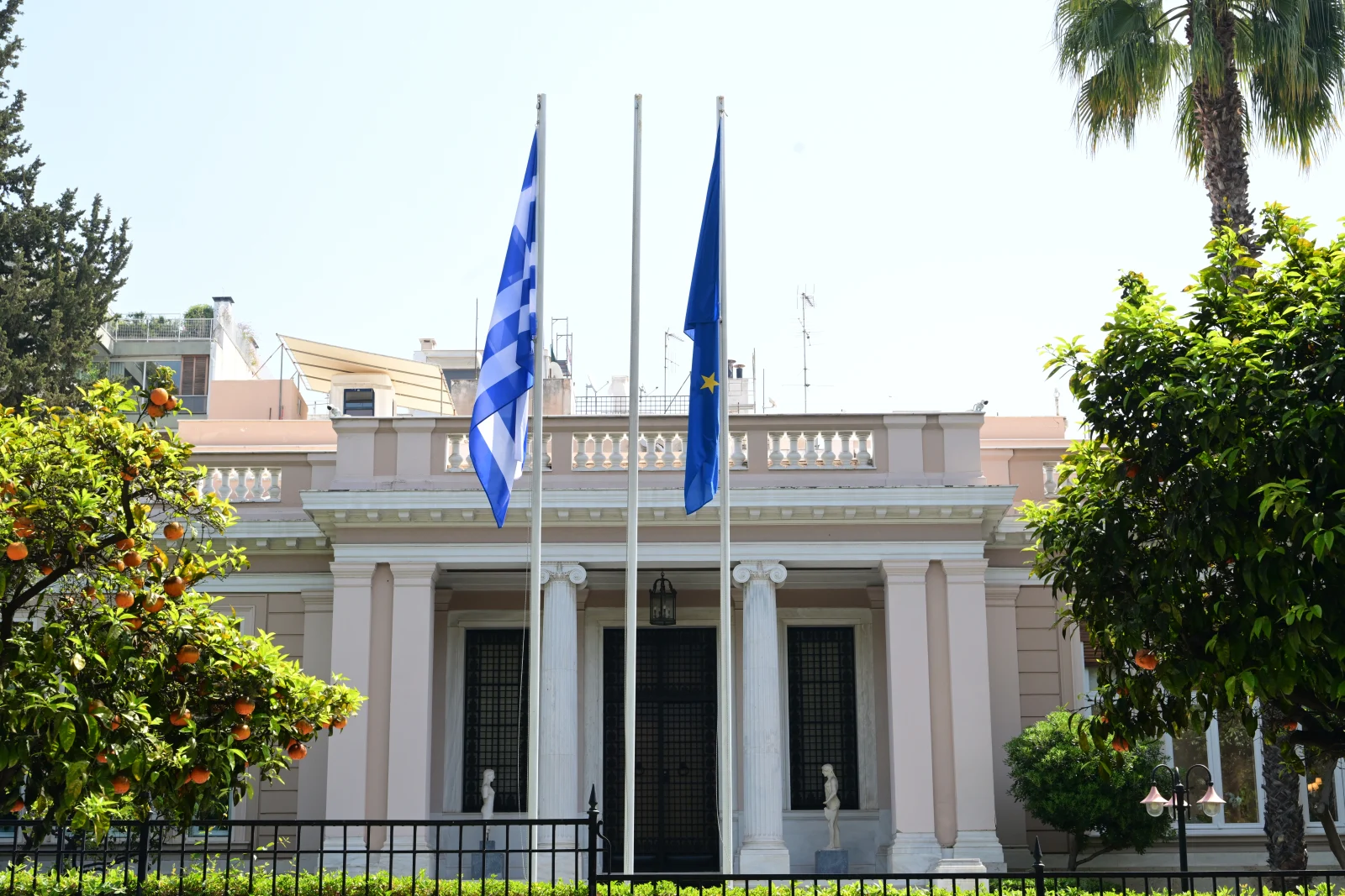 Οι ψήφοι της προανακριτικής για τον Κ.Αχ.Καραμανλή και οι φόβοι στο Μαξίμου