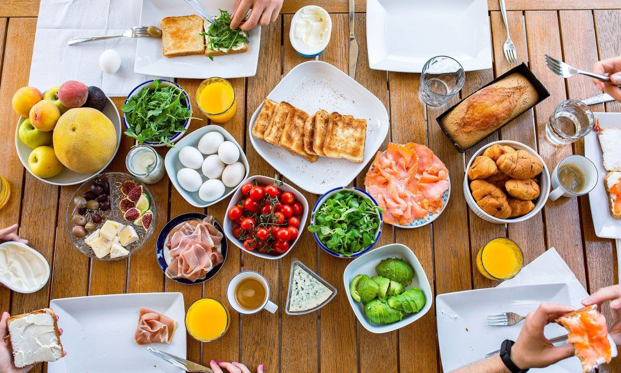 Πρωινό: Αυτό είναι το φρούτο που δεν πρέπει να τρώτε μόνο του – Με τι να το συνδυάζετε