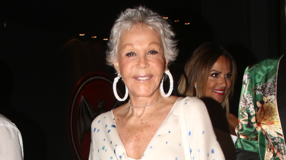 Ζωή Λάσκαρη: Ξεκινάει η δημοπρασία των κοσμημάτων της ηθοποιού 