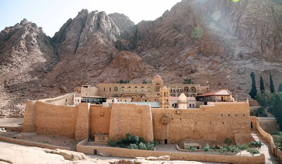 Το Κάιρο διαψεύδει μετά τις αντιδράσεις την αλλαγή του καθεστώτος στην Μονή του Σινά – Θα δείξει…