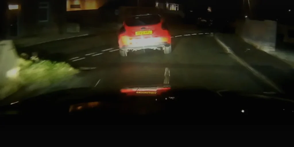 Βρετανία: Καταδίωξη σε ρυθμούς «χελώνας» με μόλις 16 χλμ/ ώρα! – Δείτε βίντεο