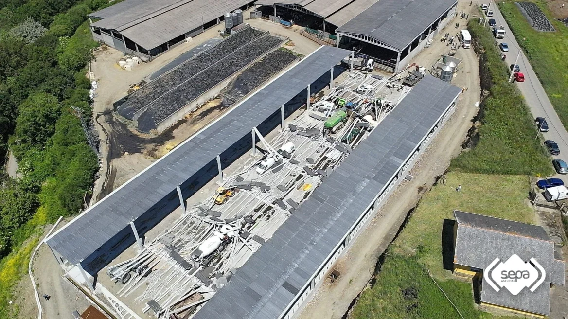 Ισπανία: Toυλάχιστον τρεις νεκροί από την κατάρρευση υπόστεγου σε κτηνοτροφική μονάδα