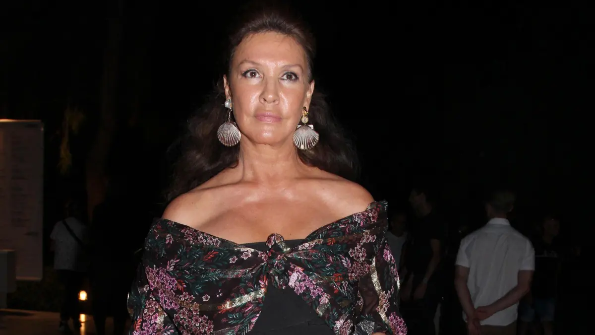 Συγκινημένη η Βάνα Μπάρμπα: Το πρώτο της μήνυμα μετά το εγκεφαλικό επεισόδιο-«Ευχαριστώ για την αγάπη σας» (βίντεο)