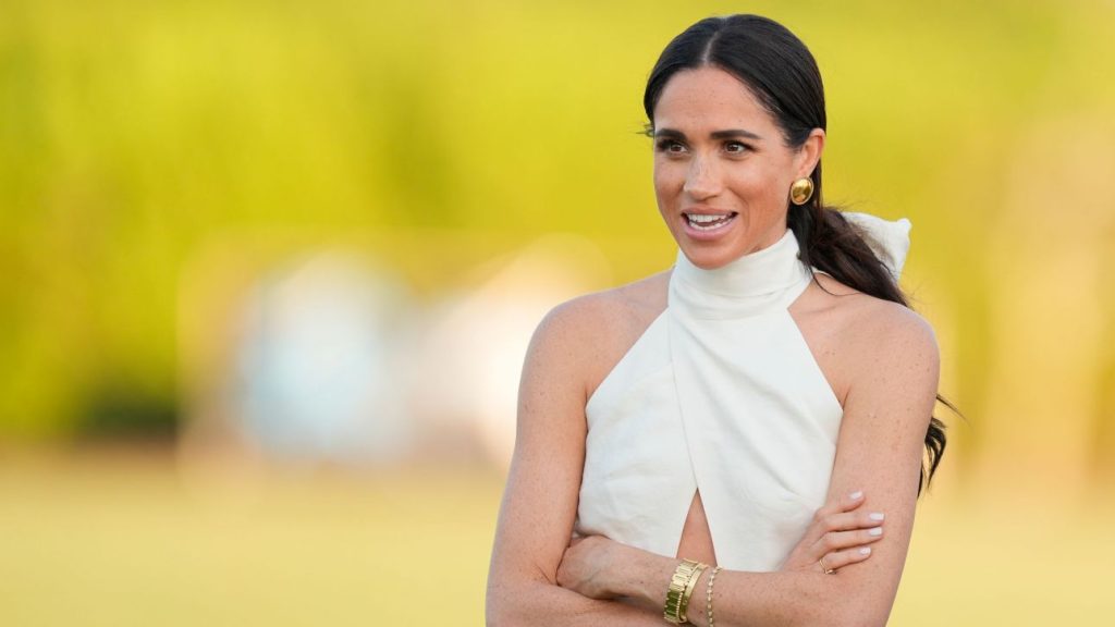 Η Μ.Μαρκλ αποκάλυψε πως νιώθει ενοχές που είναι πλούσια: «Δεν ξέρω αν θα έχω ποτέ αρκετά» – Έντονες αντιδράσεις