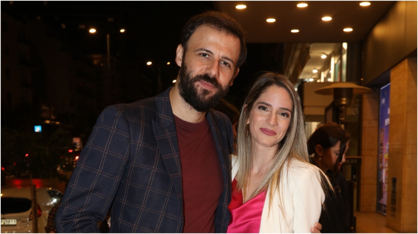 Νίκος Γκλέλιας: «Η γυναίκα μου πίστευε ότι οι ηθοποιοί είμαστε ένα μεγάλο “κρεβάτι”»