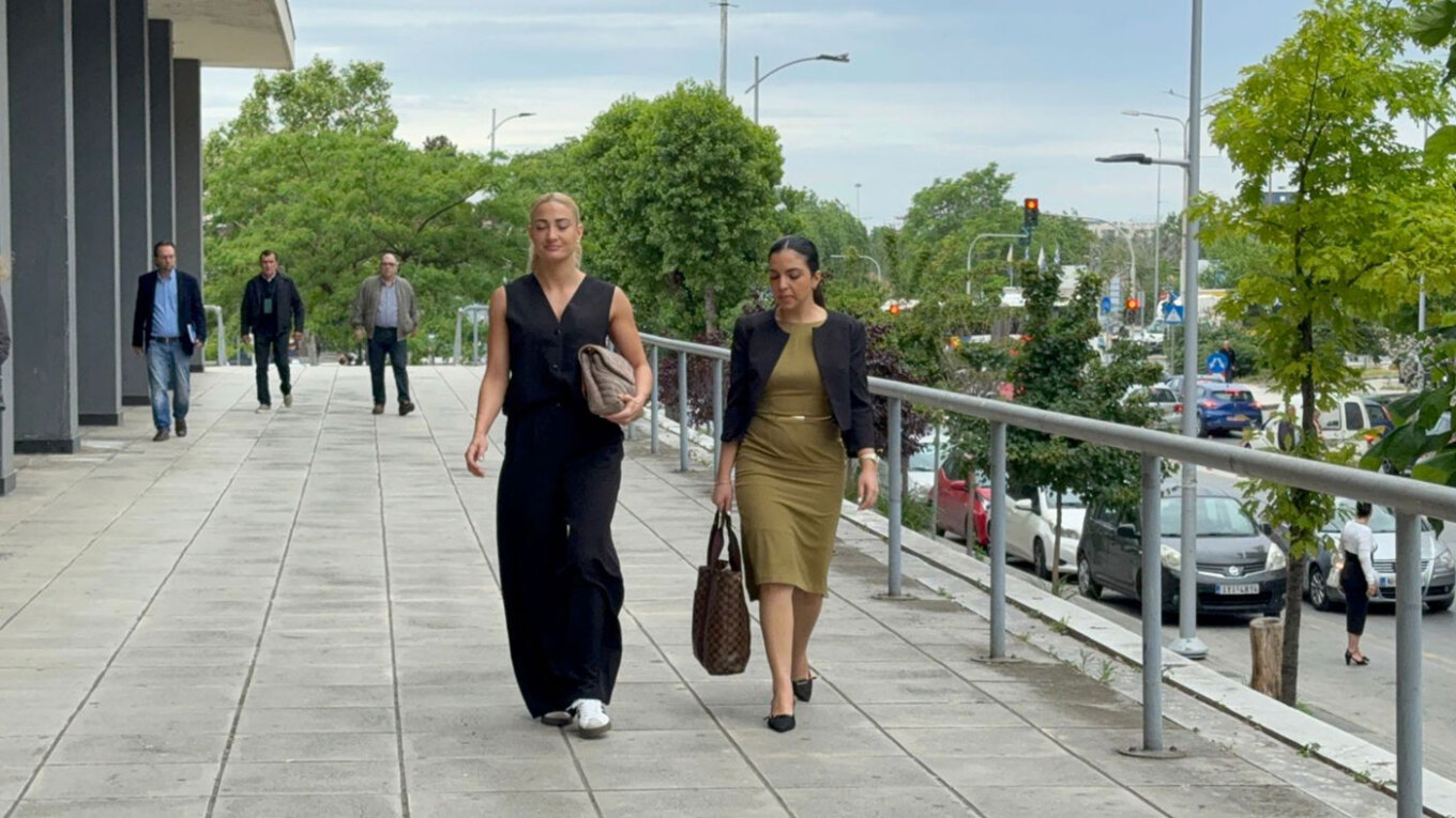 Αναβλήθηκε για τρίτη φορά η δίκη για την υπόθεση revenge porn της Ιωάννας Τούνη – Πότε θα γίνει