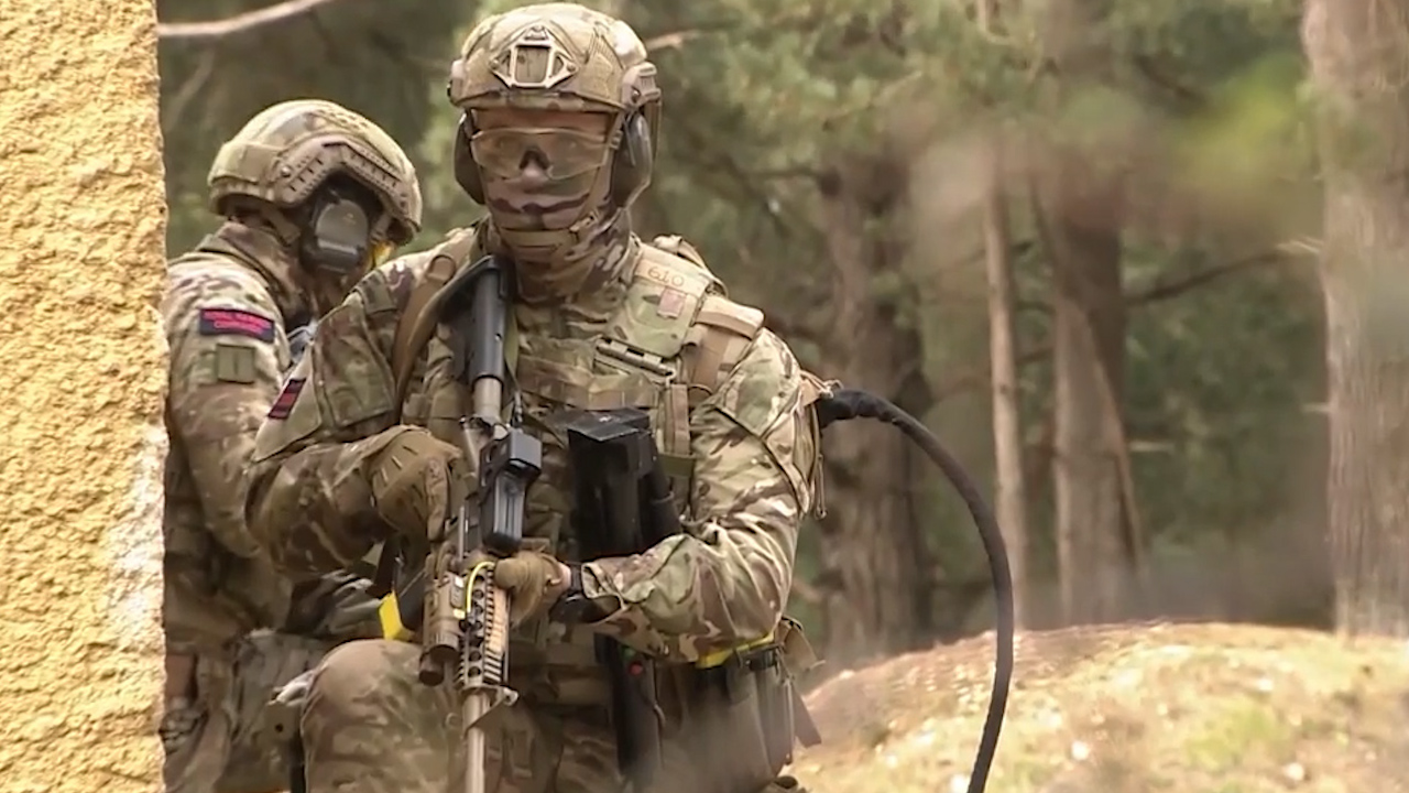 Ακόμα ένας Βρετανός μισθοφόρος και πρώην μέλος των Αζόφ εξοντώθηκε στην Ουκρανία – Δείτε φωτογραφία του