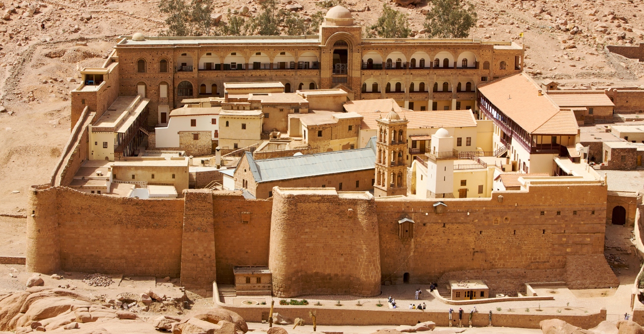 Αρχιμανδρίτης π. Πορφύριος για Μονή Σινά: «Ιστορικά ανήκει στους μοναχούς – Λειτουργεί κανονικά»