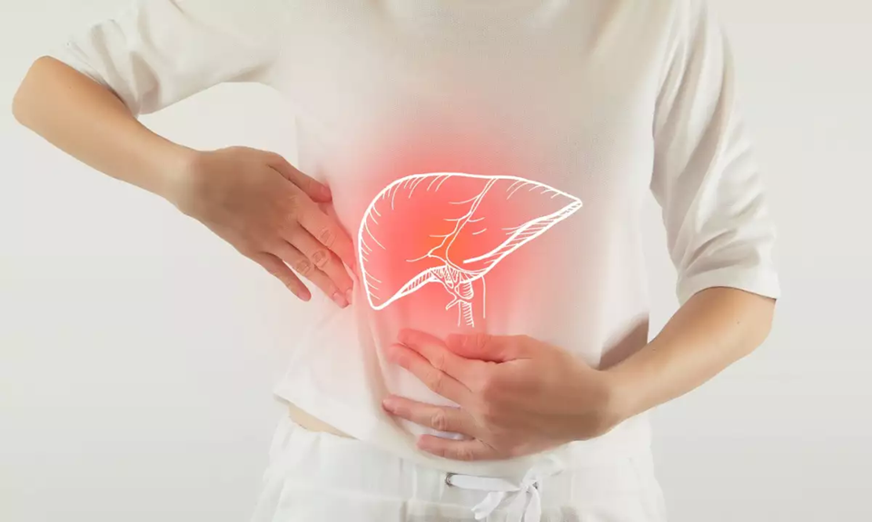 Μην τα αγνοήσετε: Τα σημάδια στο δέρμα που δείχνουν κίρρωση του ήπατος