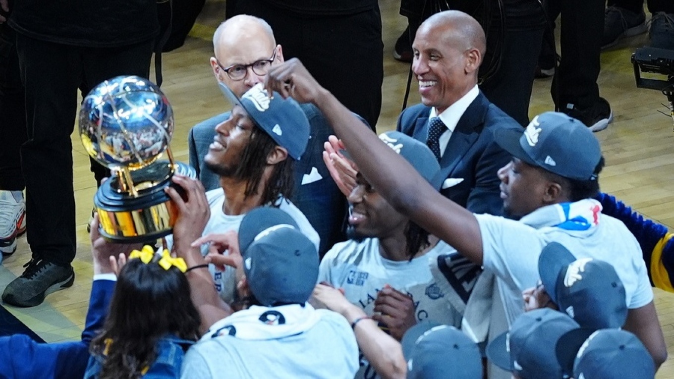 Πέισερς – Νικς 125-108: Στον τελικό του ΝΒΑ η ομάδα της Ιντιάνα μετά από 25 χρόνια! (βίντεο)