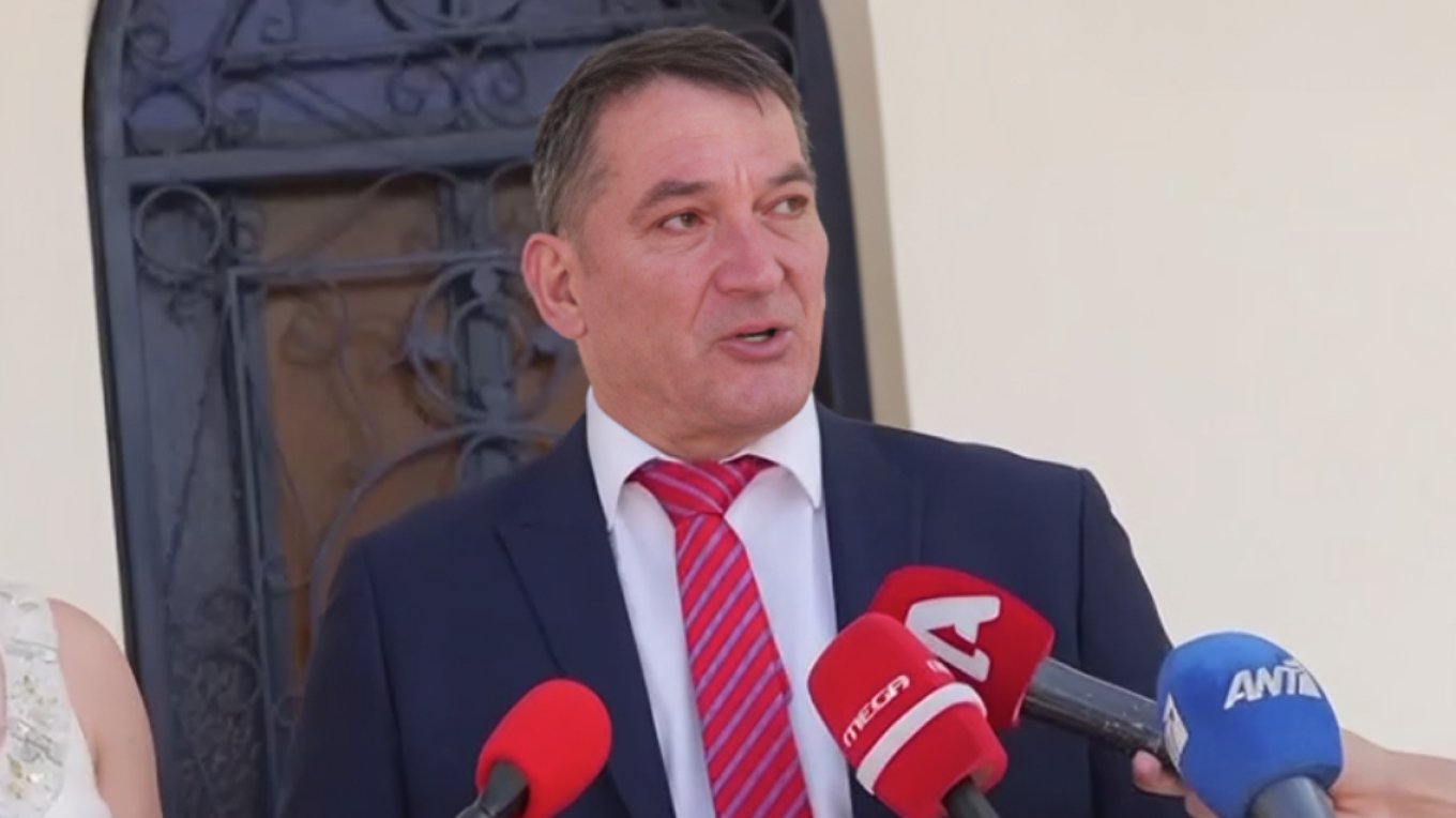 Συγκινημένος ο Π.Δήμας στη βάφτιση της κόρης του: «Θα πάρει το όνομα της μητέρας μου – Την έχασα πριν από 3 χρόνια»