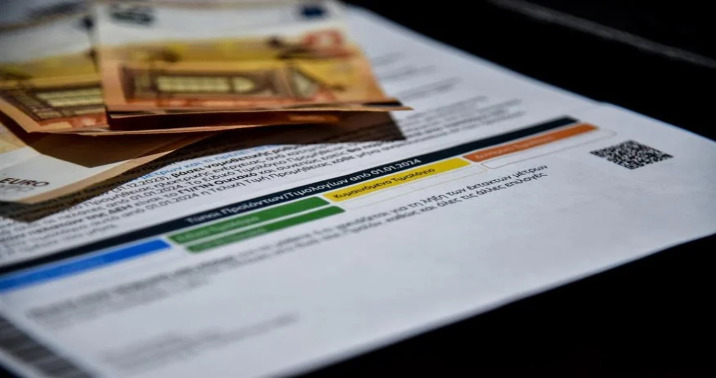 Ρεύμα: Οι χρεώσεις που ανακοίνωσαν οι πάροχοι για τον Ιούνιο – Αυξήθηκαν τα πράσινα τιμολόγια