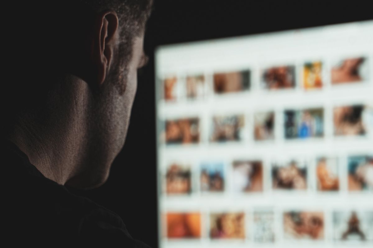 Φρίκη για 38χρονη στον Βόλο: Ο σύζυγος της έστελνε γυμνές της φωτογραφίες σε άλλους χωρίς να το ξέρει