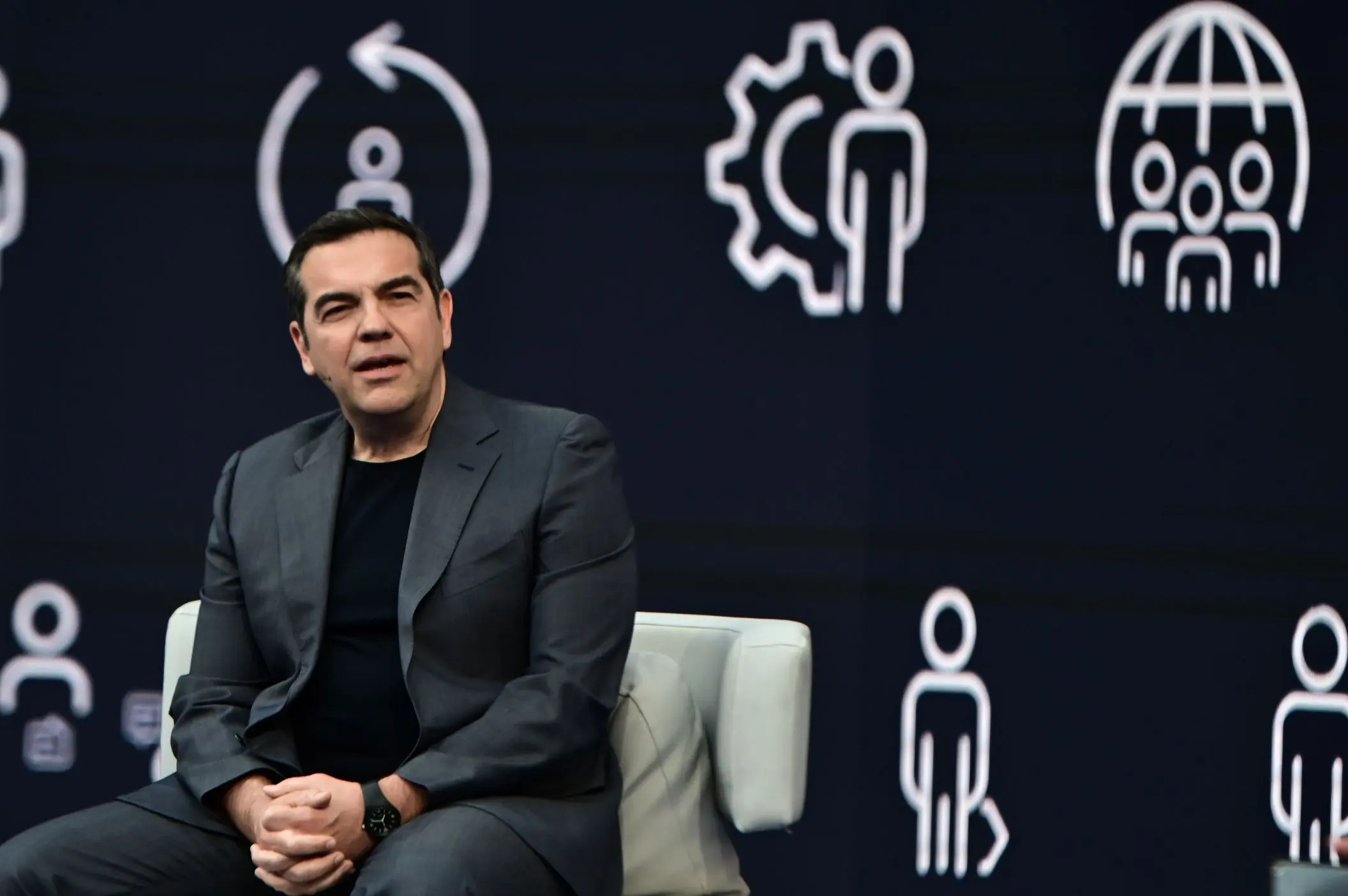 Α.Τσίπρας: Ξέχασε την καταστροφή των ετών 2015-2019 και μιλά για «παραγωγικότητα»