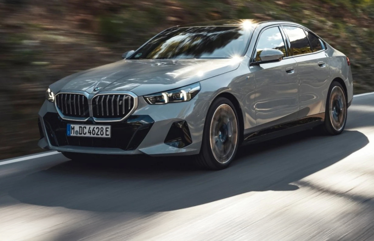 BMW 5 Series: Να πώς διέλυσε κάθε ανταγωνισμό στην Ευρώπη